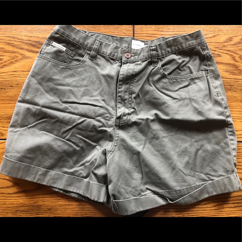 Woman’s Calvin Klein shorts